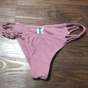 Swimsuit bottoms